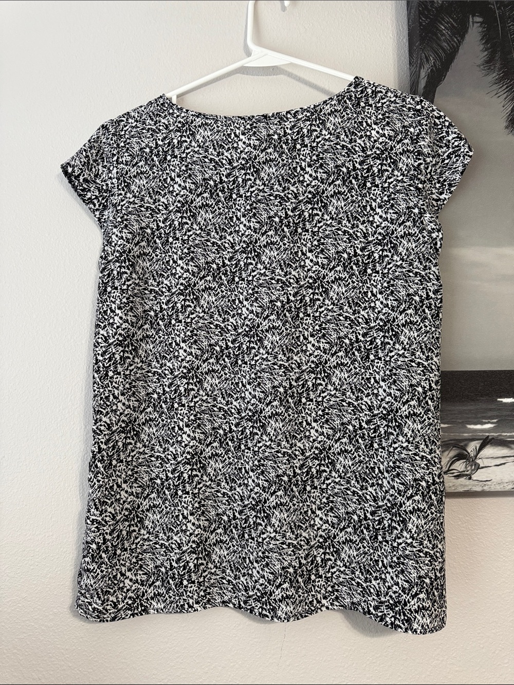 Express Black & White Lace-Trim Cap Sleeve Blouse - Picture 6 of 9
